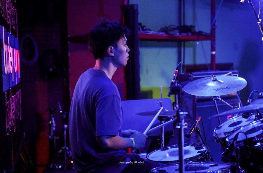 郭文轩:节拍的星系 | 读书之外